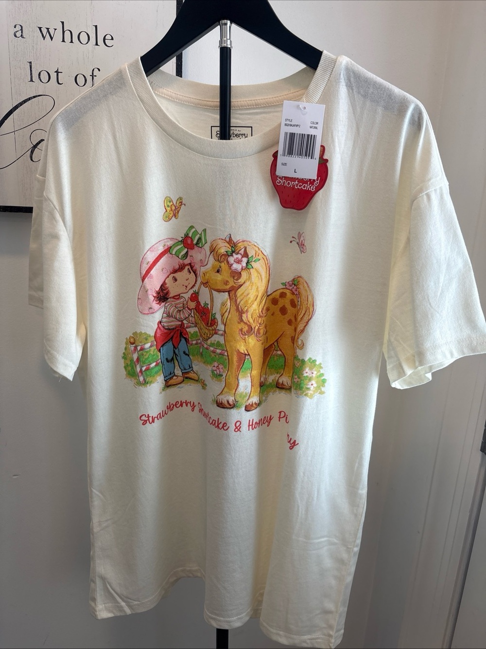 Vintage Style PINK STRAWBERRY SHORTCAKE  T-Shirt MENS LARGE NEW  WITH TAGS